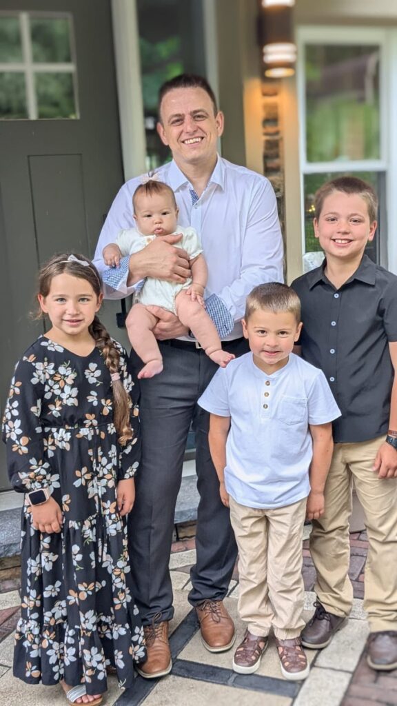Weston and Kids - SynkedUP